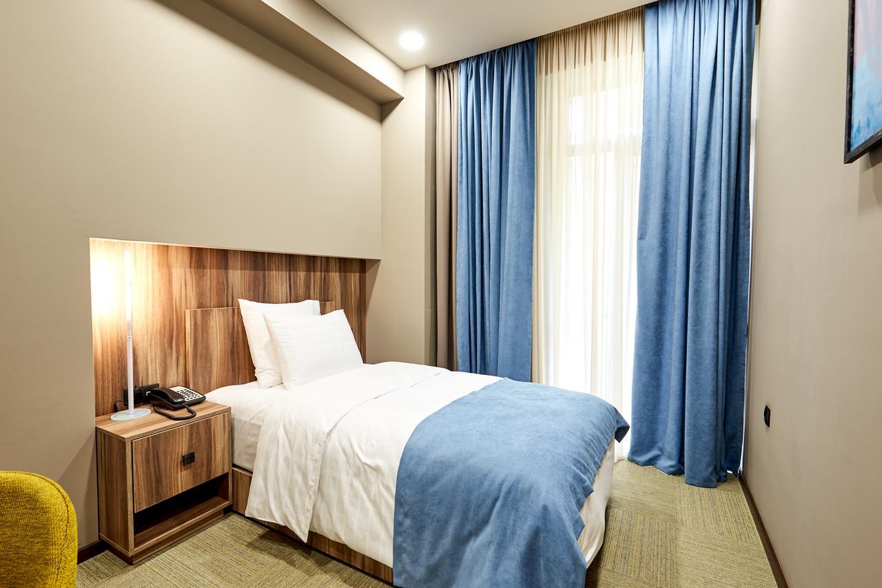 Economy Single Room with Balcony and Garden View - Non-Smoking